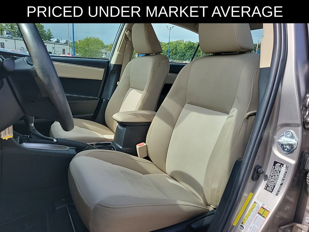 Used 2015 Toyota Corolla LE FWD image 14