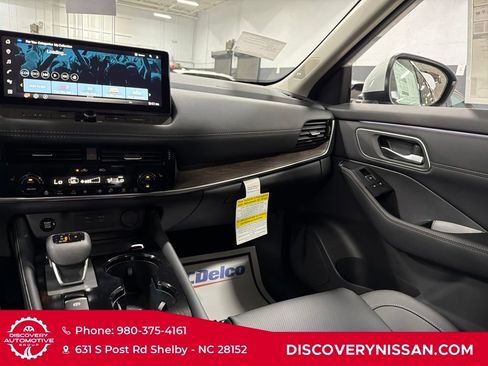 New 2026 Nissan Rogue Platinum w/ Platinum Premium Package AWD/4WD image 36