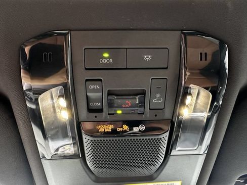 Used 2024 Lexus GX 550 w/ Accessory Package (Z1) AWD/4WD image 26