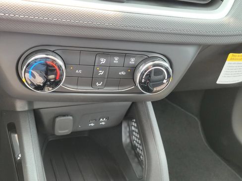 New 2026 Chevrolet TrailBlazer LS w/ LS Convenience Package FWD image 19