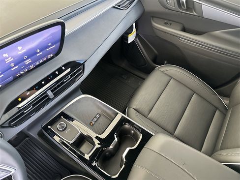 New 2025 Buick Enclave Sport Touring w/ Power Package image 27