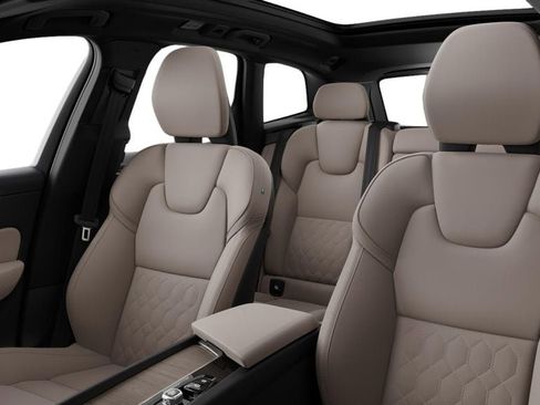 New 2026 Volvo XC60 B5 Plus w/ Protection Package Premier image 5