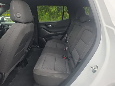 Used 2025 Chevrolet Equinox LT w/ Safety and Technology Package AWD/4WD image 19