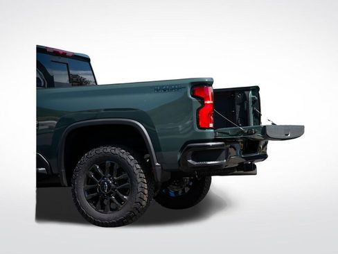 New 2026 Chevrolet Silverado 3500 LTZ w/ LTZ Plus Package AWD/4WD image 9