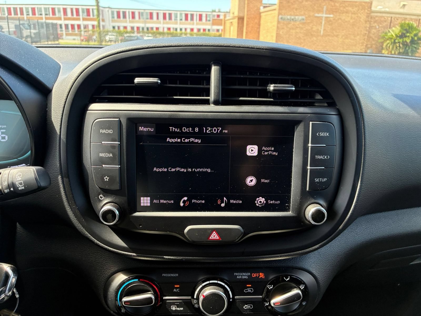 Used 2025 Kia Soul LX w/ LX Technology Package FWD image 19
