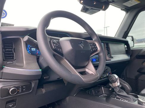 Used 2025 Ford Bronco 2-Door w/ Sasquatch Package image 7