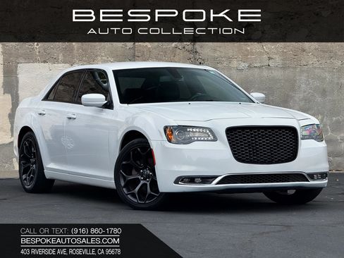Used 2019 Chrysler 300 S RWD image 1