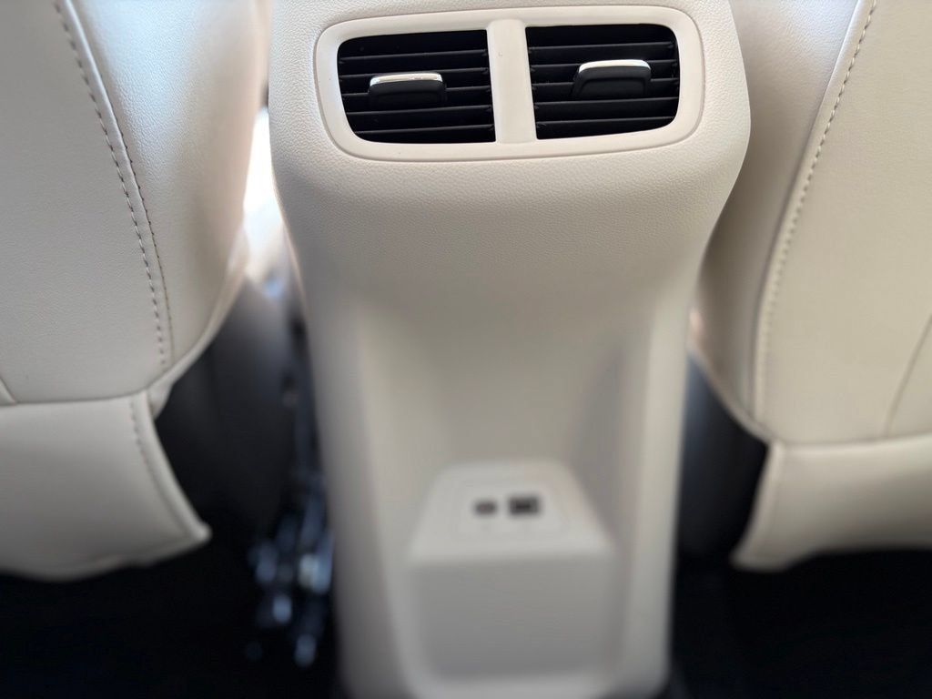 Used 2023 Buick Envision Preferred AWD/4WD image 14