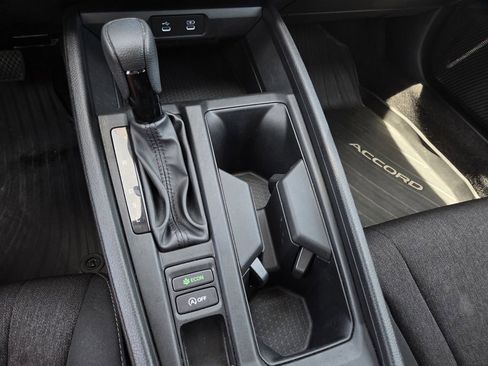 Used 2024 Honda Accord EX image 11