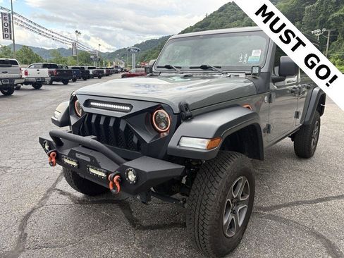 Used 2021 Jeep Wrangler Unlimited Sport image 3