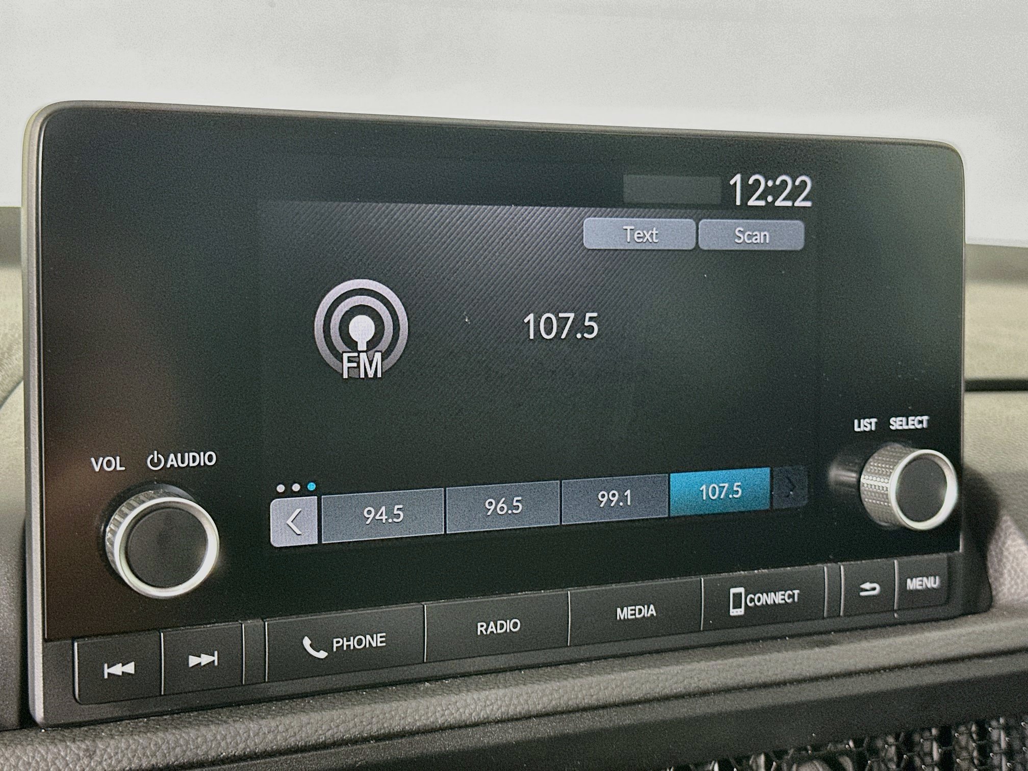 Used 2025 Honda CR-V LX image 19