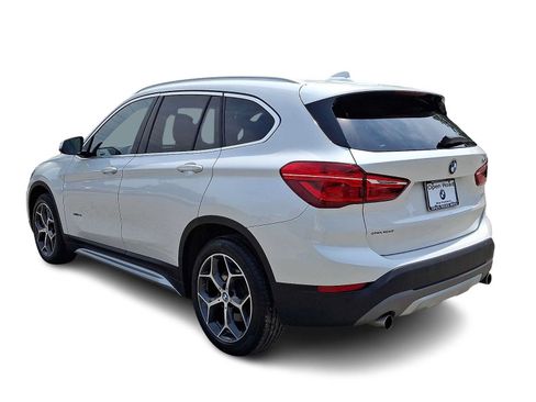 Used 2018 BMW X1 xDrive28i AWD/4WD image 4