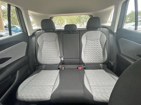Certified 2025 Volkswagen Tiguan S FWD image 15