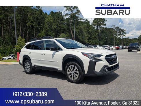 Certified 2025 Subaru Outback Premium AWD/4WD image 1