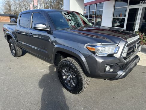 Used 2023 Toyota Tacoma SR5 image 2