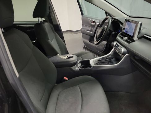 Used 2024 Toyota RAV4 XLE AWD/4WD image 22