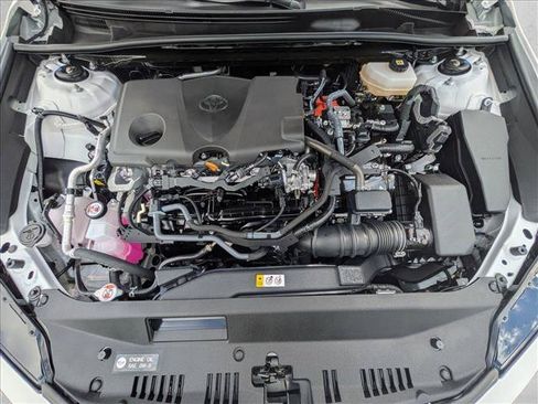 Used 2026 Toyota Camry SE FWD image 21
