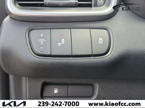 Used 2020 Kia Sorento S FWD image 24