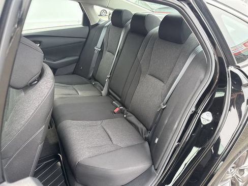Used 2023 Honda Accord EX image 19