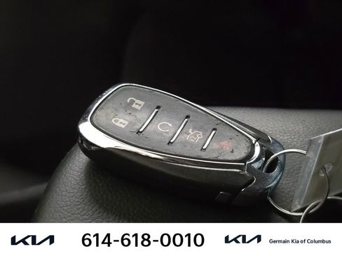 Used 2019 Chevrolet Malibu LT image 34