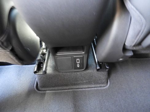 Used 2025 Buick Encore GX Sport Touring w/ Comfort Package FWD image 23