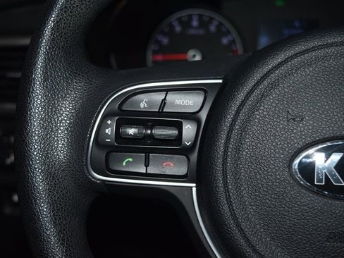 Used 2018 Kia Optima LX image 7