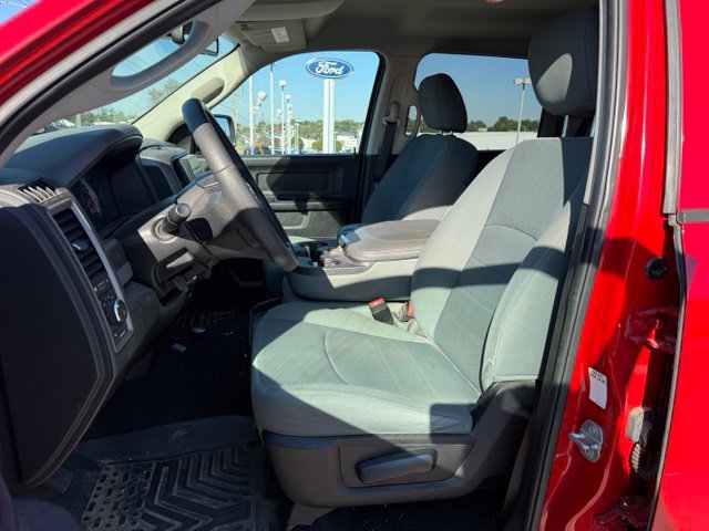 Used 2019 RAM 1500 Express RWD image 11