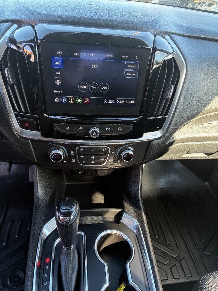 Used 2020 Chevrolet Traverse LT AWD/4WD image 13