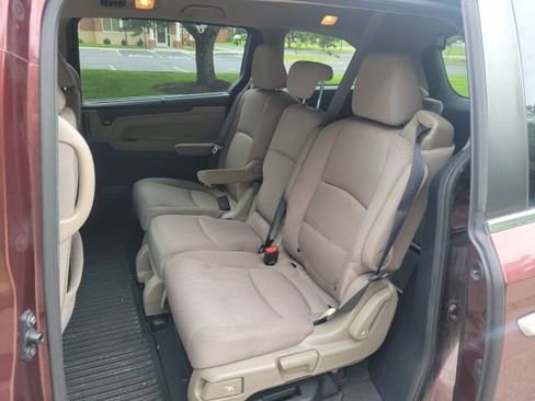 Used 2018 Honda Odyssey EX image 19