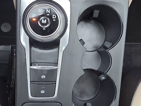 Certified 2020 Ford Escape SEL image 21