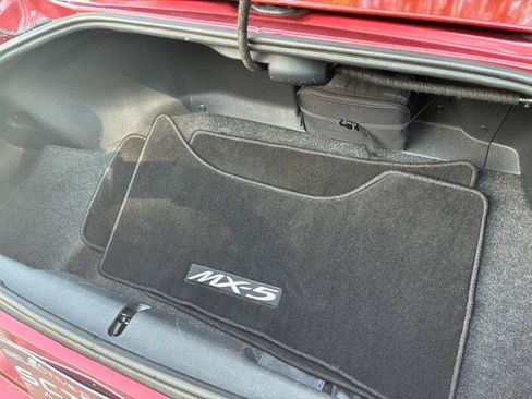 Used 2013 MAZDA MX-5 Miata Grand Touring RWD image 23