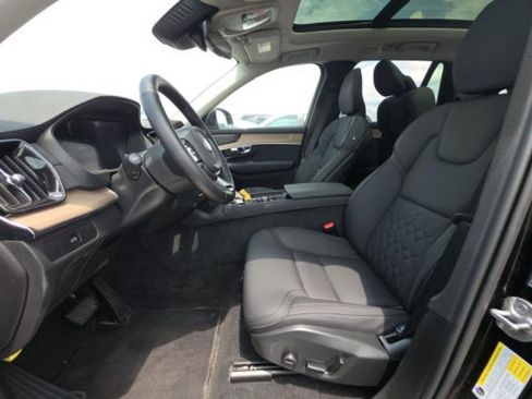 Used 2026 Volvo XC90 B6 Plus AWD/4WD image 3