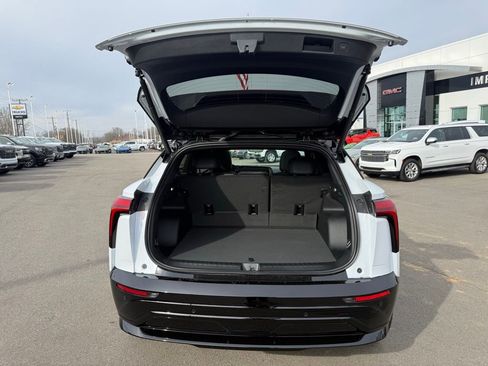 New 2026 Chevrolet Blazer EV RS image 30