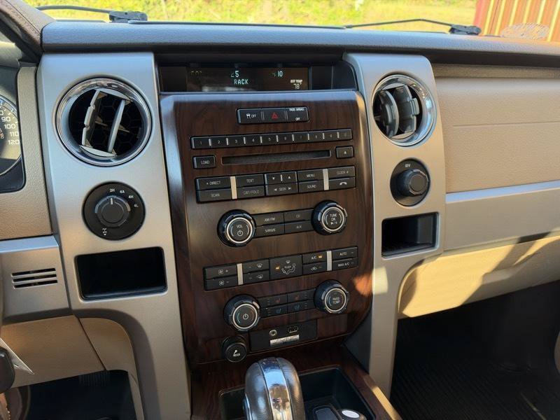 Used 2012 Ford F150 Lariat w/ Off Road Pkg AWD/4WD image 15