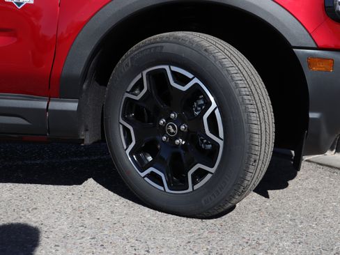 New 2025 Ford Bronco Sport Outer Banks AWD/4WD image 13