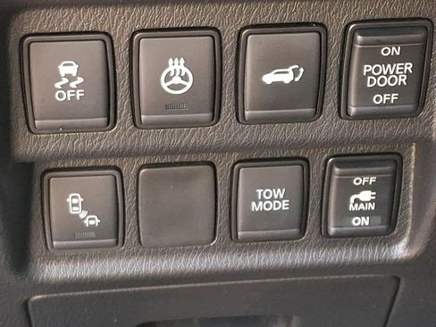 Used 2017 Nissan Pathfinder SL w/ SL Tech Package AWD/4WD image 27