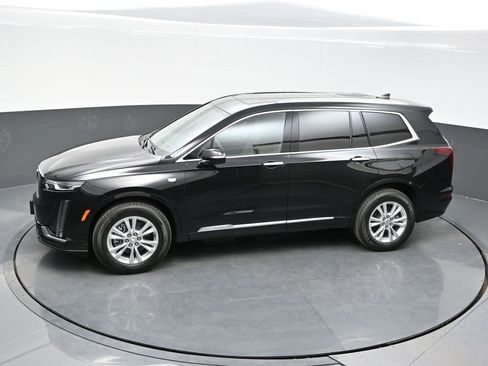 New 2025 Cadillac XT6 Luxury w/ LPO, Floor Liner Package image 28