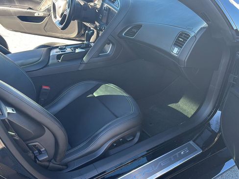 Used 2019 Chevrolet Corvette Z06 image 18