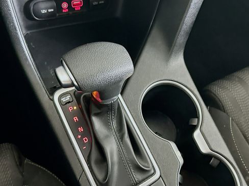 Used 2017 Kia Sportage LX image 23