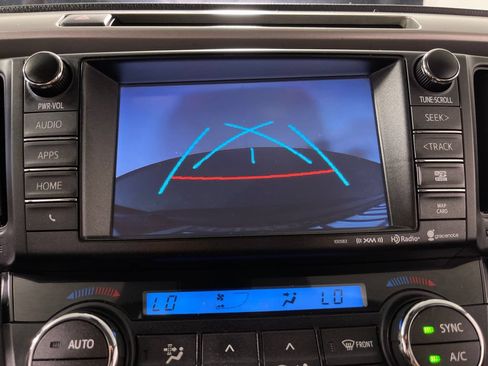 Used 2017 Toyota RAV4 XLE w/ Carpet Mat Package FWD image 21
