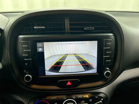 Certified 2023 Kia Soul LX image 15