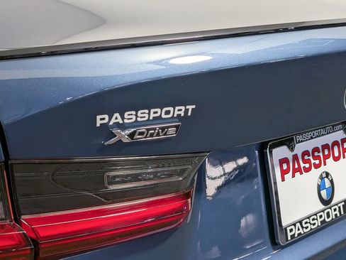 Used 2025 BMW 330i xDrive Sedan w/ M Sport Package image 10