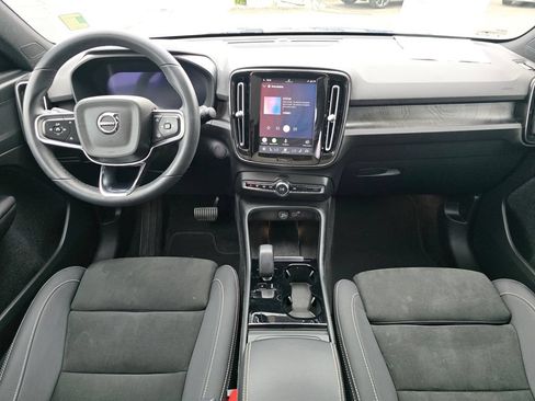 Used 2023 Volvo C40 P8 Recharge Plus AWD/4WD image 14