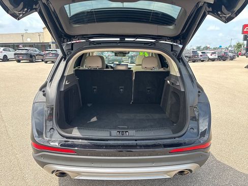 Used 2023 Lincoln Corsair AWD w/ Equipment Group 101A image 43