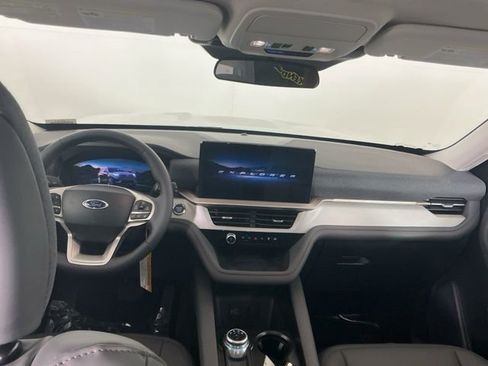 New 2026 Ford Explorer Active w/ Active Comfort Package AWD/4WD image 25