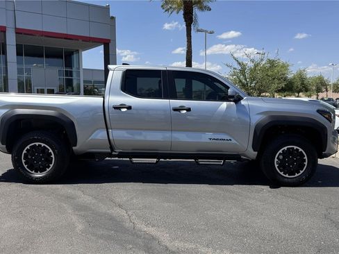 New 2025 Toyota Tacoma TRD Off-Road image 6
