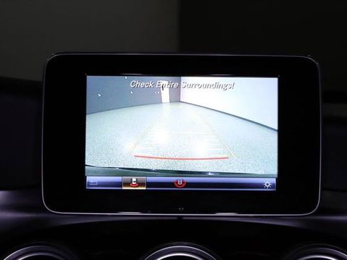 Used 2019 Mercedes-Benz GLC 300 image 21