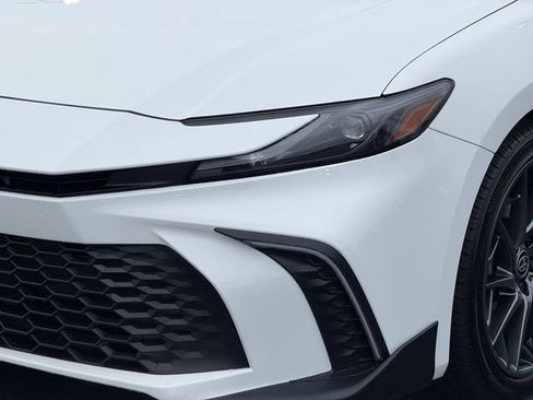 Certified 2025 Toyota Camry SE FWD image 10