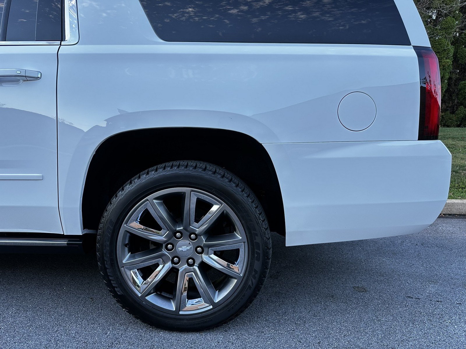 Used 2018 Chevrolet Suburban Premier AWD/4WD image 78