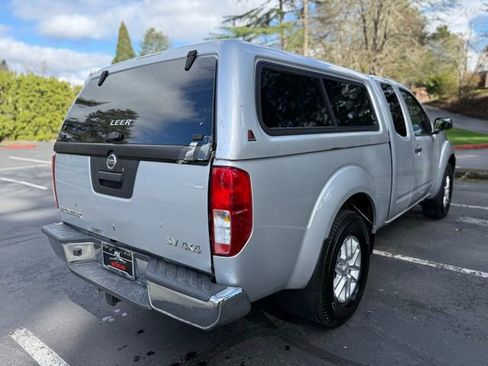 Used 2015 Nissan Frontier SV image 4